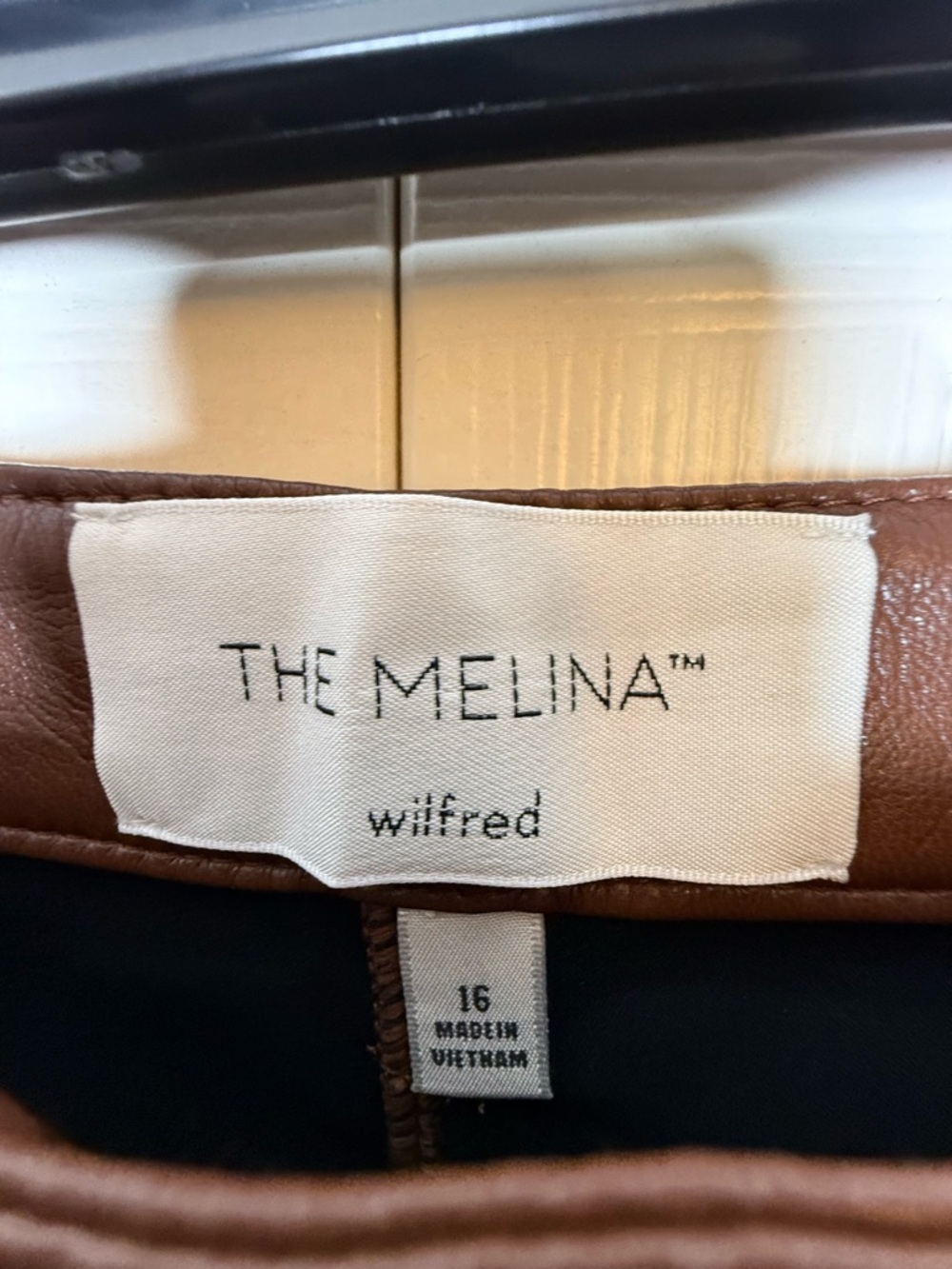 Aritzia Wilfred Melina Super High-Rise Pant Faux Leather Pants - Picture 6 of 10